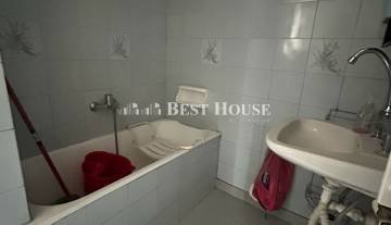 8 CH7285 Nees Photo.jpg